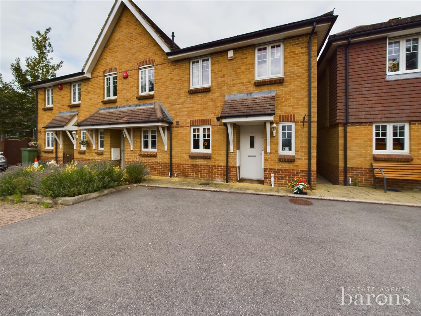 Basingstoke Estate Agents, Basingstoke For Sale, Barons Estate Agents